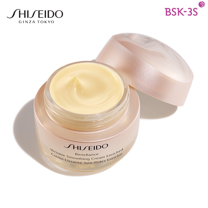 Kem dưỡng chống lão hóa Shiseido Benefiance Wrinkle Smoothing dùng cho da dầu