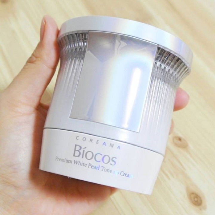 Kem dưỡng Coréana Biocos Premium White Pearl Tone Up Cream