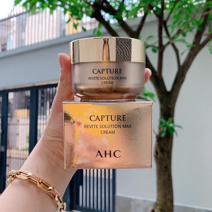 Kem dưỡng AHC Capture Solution Prime Brightening Cream (màu vàng) 